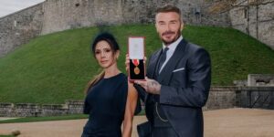 Новини культури - Вікторія Бекхем зворушливо привітала чоловіка після того, як він став сером