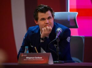 Без категорії - Магнус Карлсен стає чемпіоном зі швидких шахів