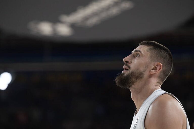 Без категорії - Олексій Лень у Євролізі за Реал зіграв небагато, але точно