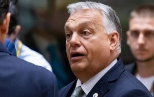 Новини світу - Орбан лякає угорців війною з Росією