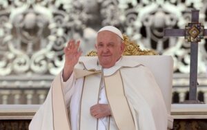 Новини України - Папа Франциск заповів частину своїх грошей Україні