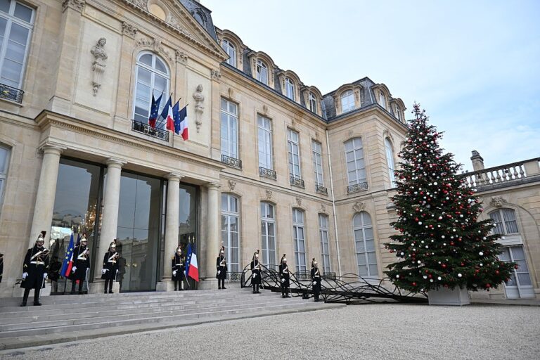 Новини світу - Переговори Путіна та Макрона: Париж зробив заяву