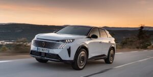 Авто новини - Peugeot відкликає майже 100 тисяч кросоверів 3008 і 5008