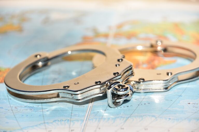 Новини світу - Польща подала запит до Інтерполу щодо розшуку двох українців