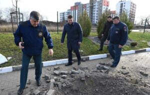 Новини світу - Росіяни впустили авіабомбу поруч з дитсадком у Бєлгороді - соцмережі
