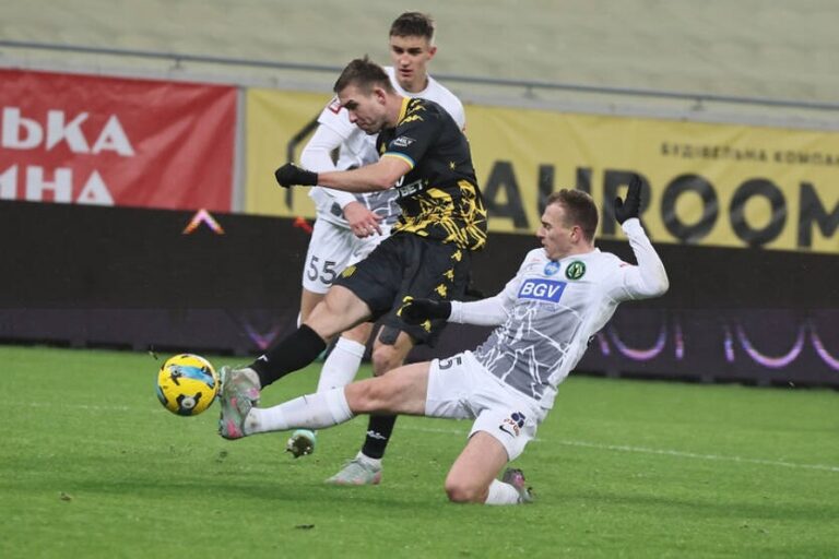 Новини спорту - Рух мінімально переграв Полісся