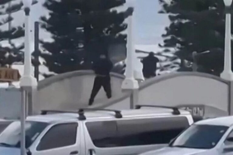 Новини світу - Теракт у Сіднеї: стрільцями виявилися батько й син