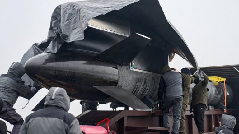 Новини України - З'явилися нові фото української ракети Фламінго