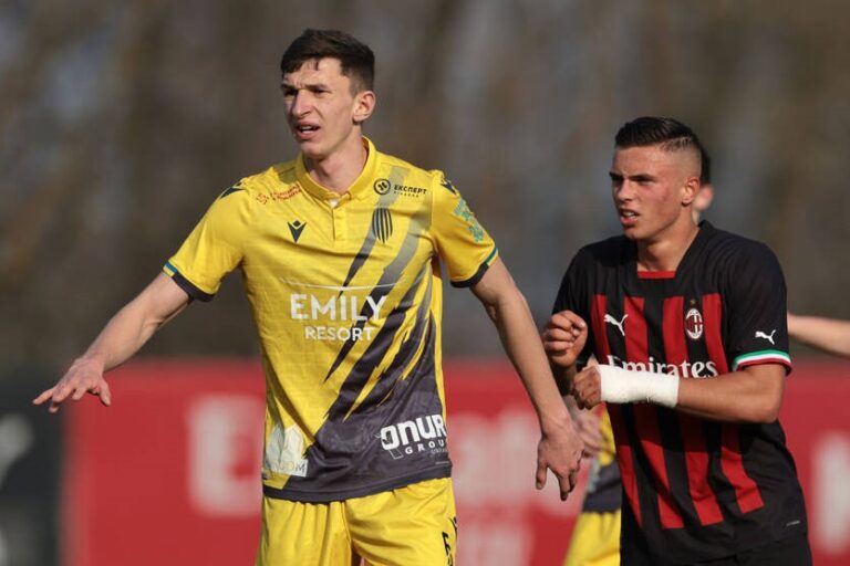 Новини спорту - Карпати оформили трансфер капітана Руху