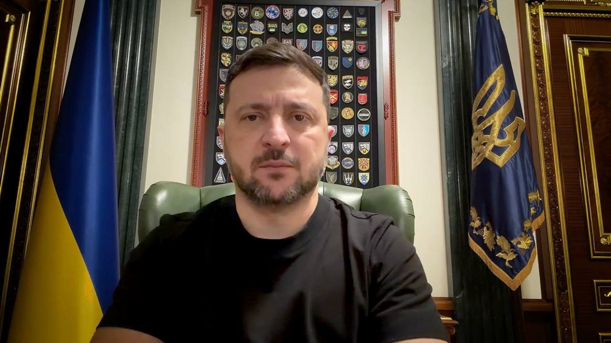 Новини України - Президент анонсував зміну міністра оборони