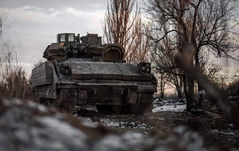 Новини світу - Росія втратила 100 бійців за день під Покровськом