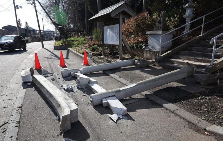 Новини світу - В Японії сталися потужні землетруси: є потерпілі